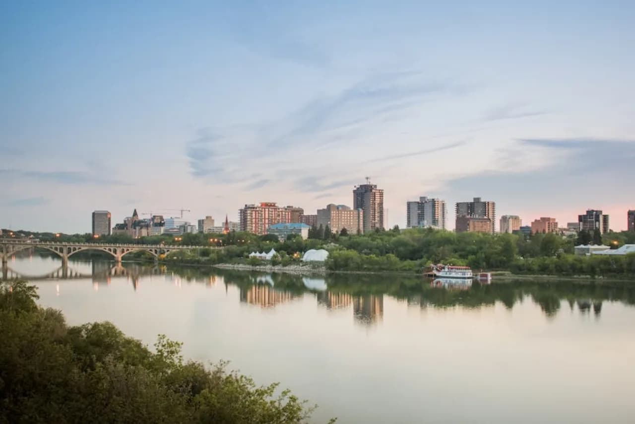 Vue de Saskatoon, Saskatchewan, Canada — vente, location et installation de clôtures par Fenced.ca