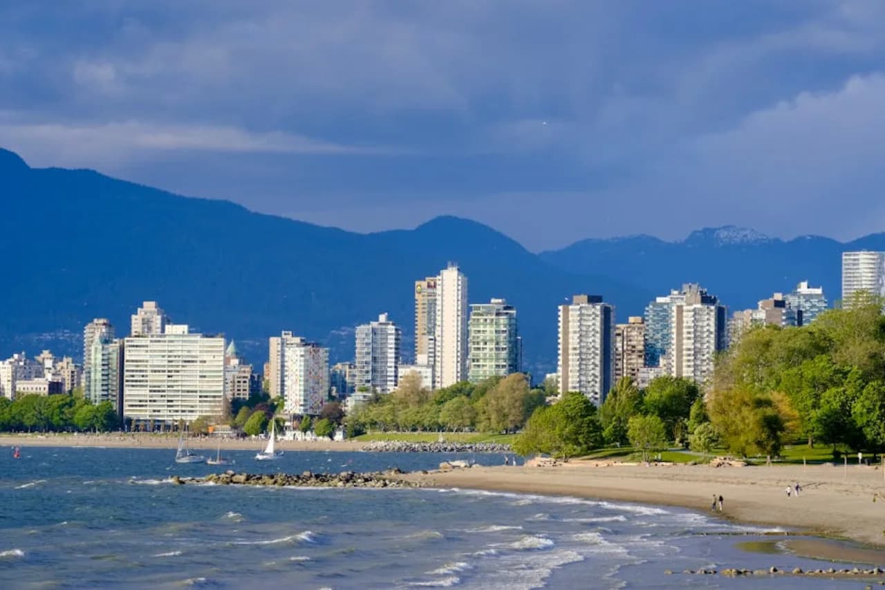 Vue de Surrey, British Columbia, Canada — vente, location et installation de clôtures par Fenced.ca