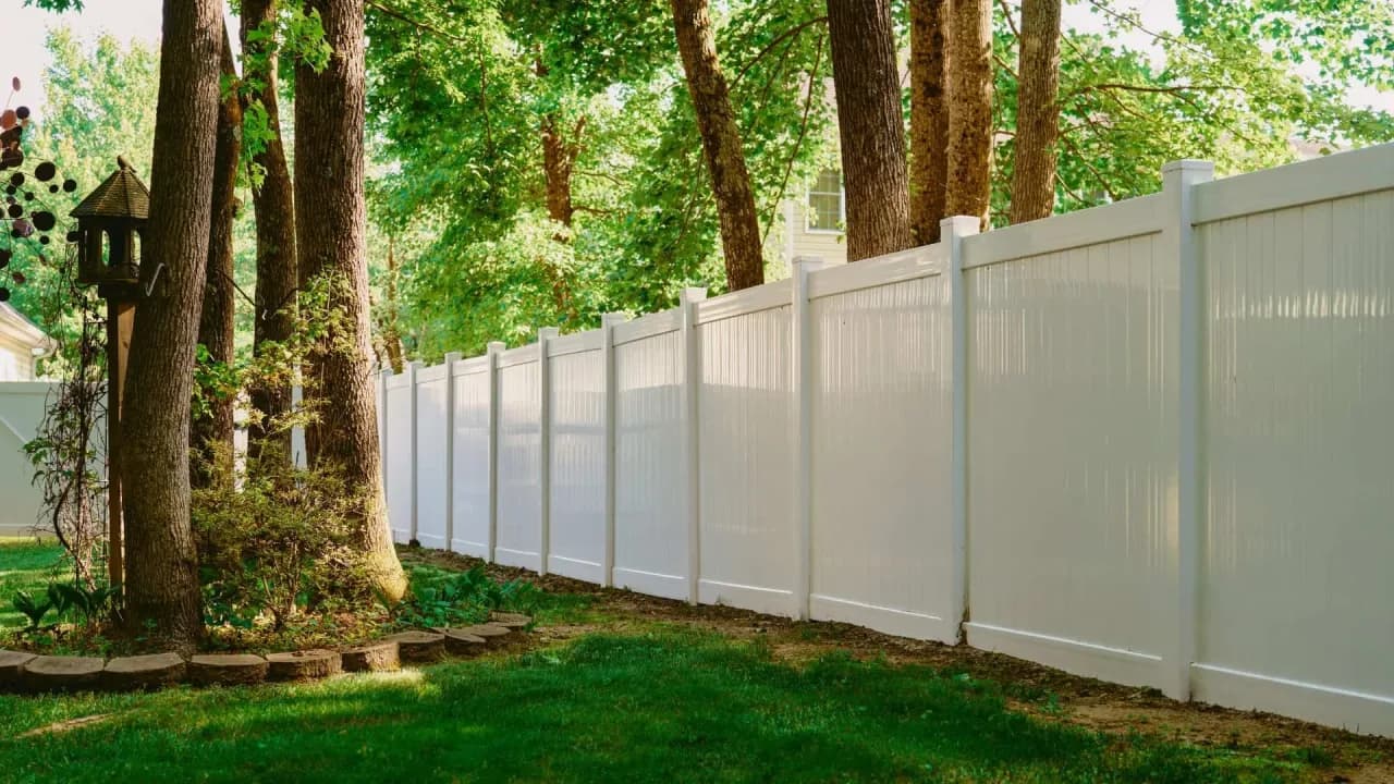 Clôture d'intimité — Fenced.ca