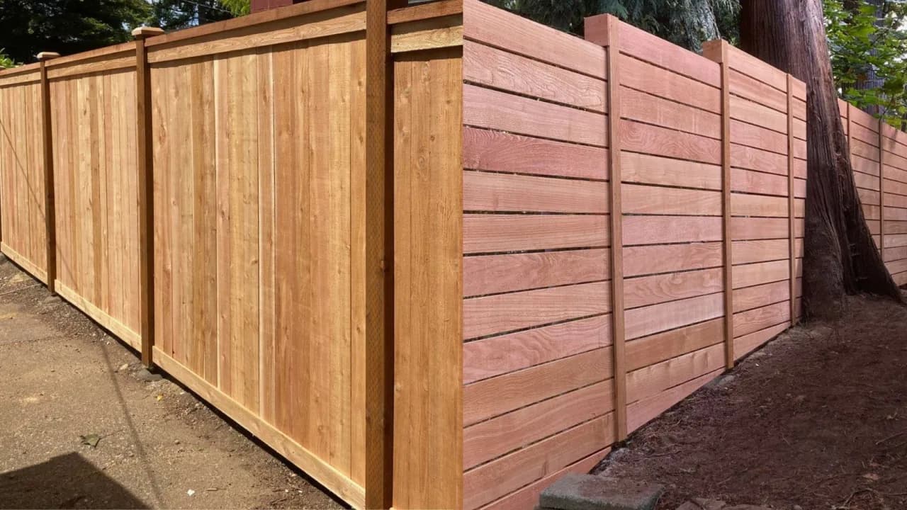Clôture en bois — vente, location et installation par Fenced.ca partout au Canada