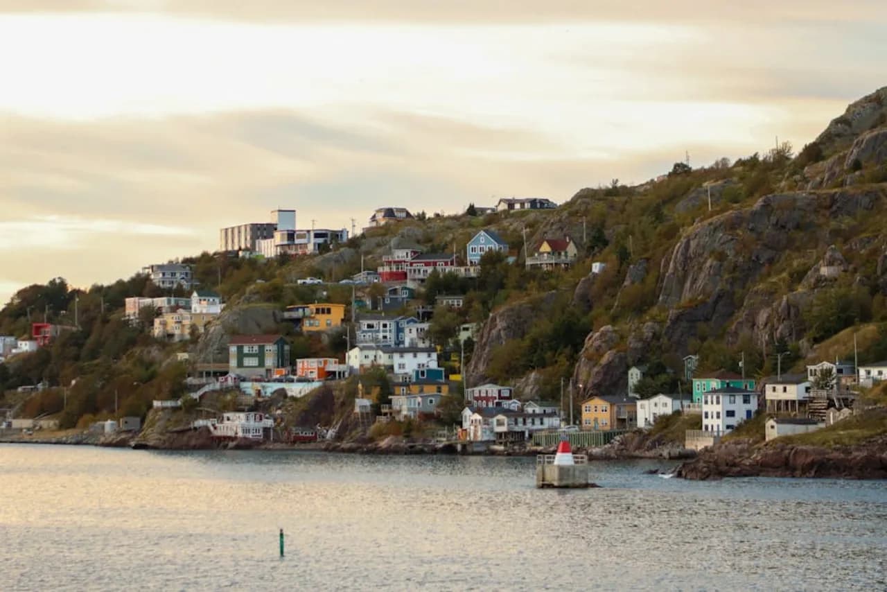 Vue de Saint John, New Brunswick, Canada — vente, location et installation de clôtures par Fenced.ca